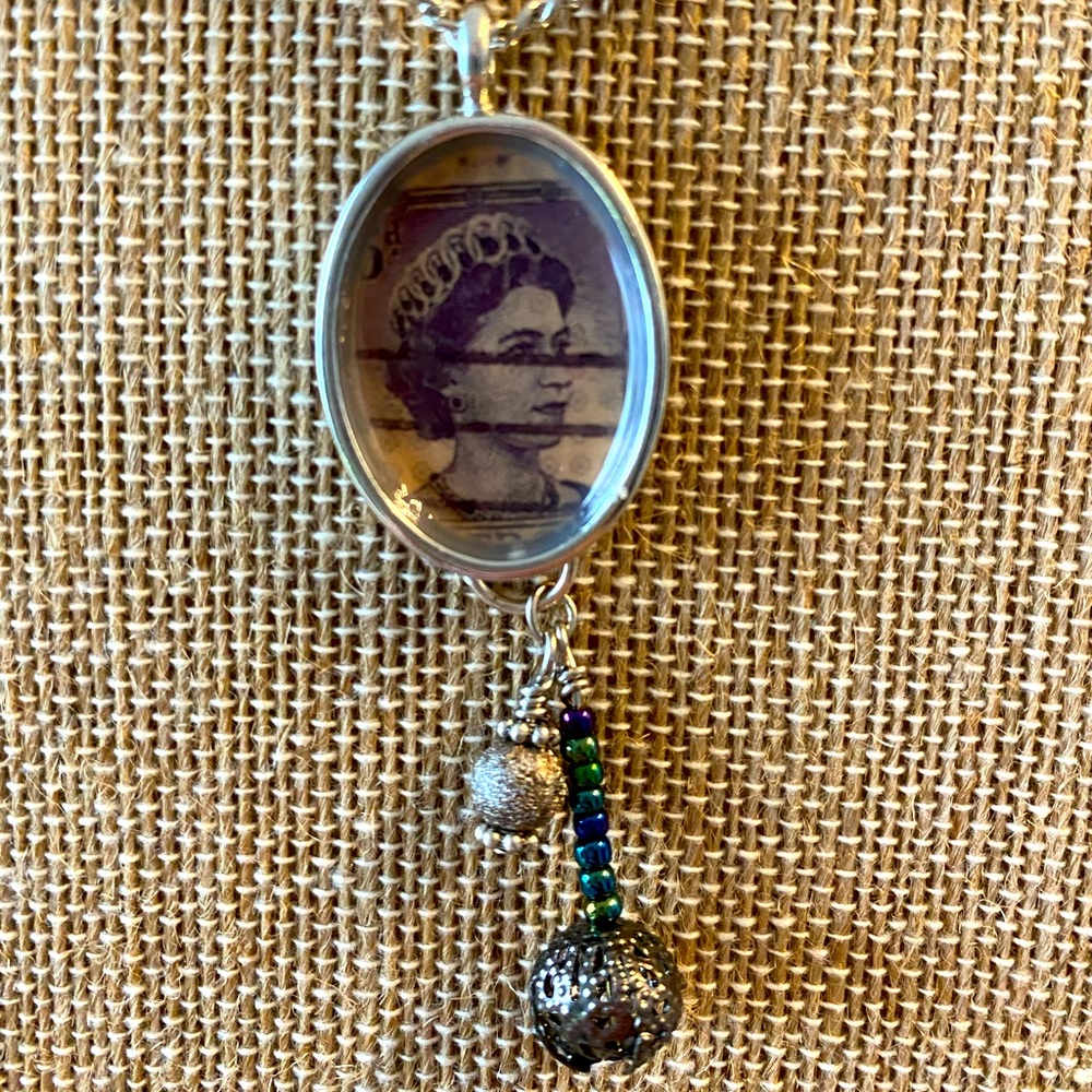 Resin Queen Elizabeth Stamp Necklace